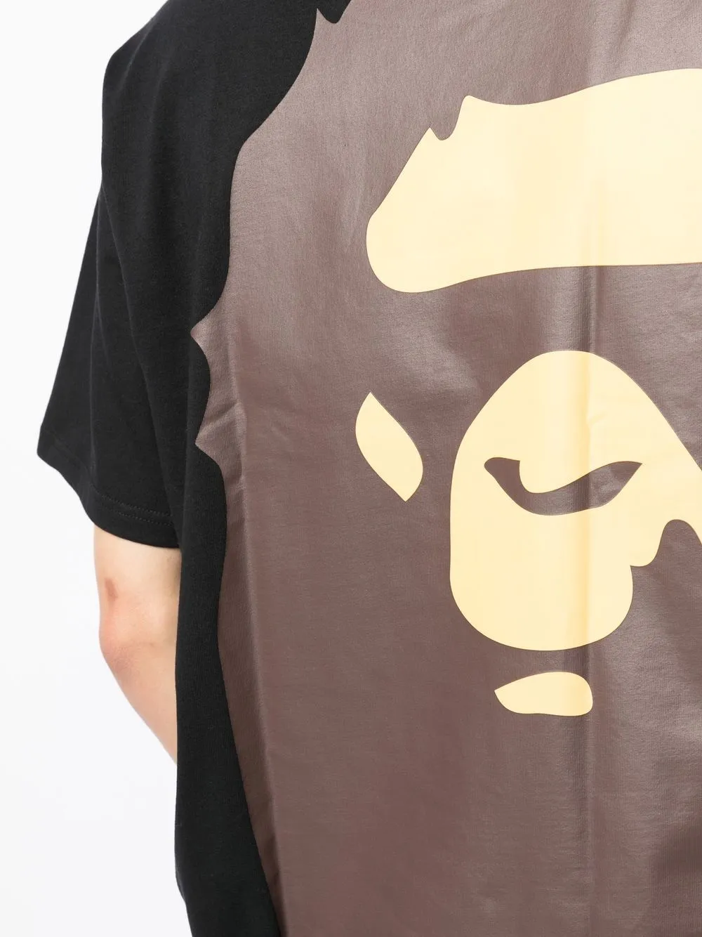A BATHING APE® graphic-print short-sleeve T-shirt
