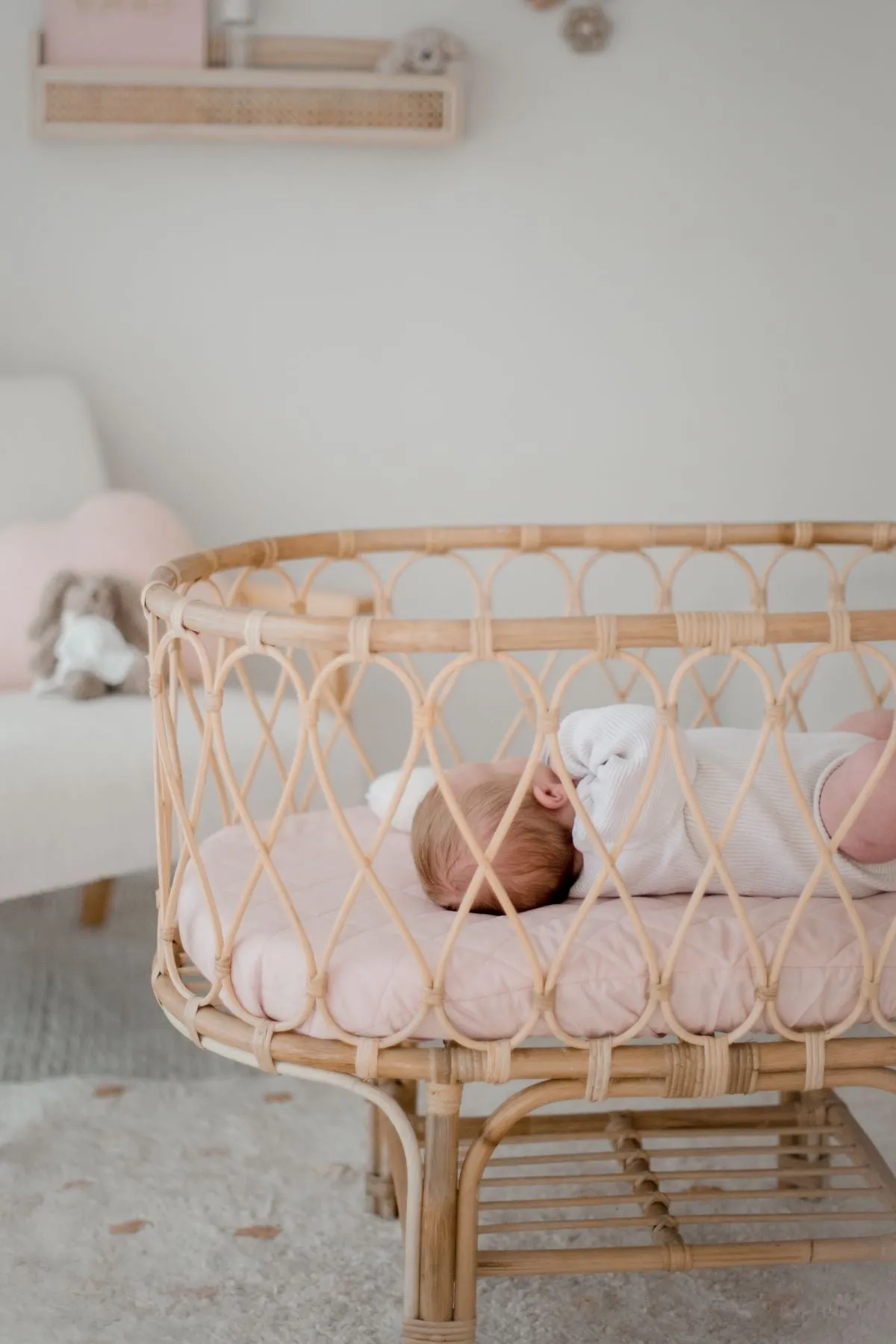 Bambella Waterproof Bassinet Sheet | Lullaby Pink