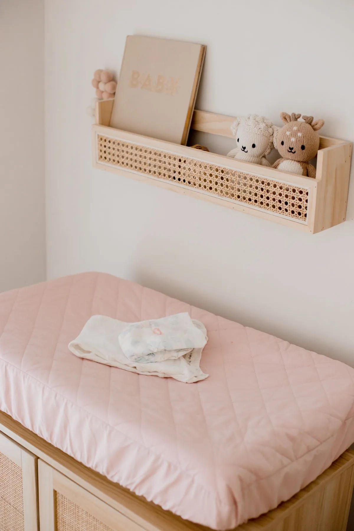 Bambella Waterproof Bassinet Sheet | Lullaby Pink