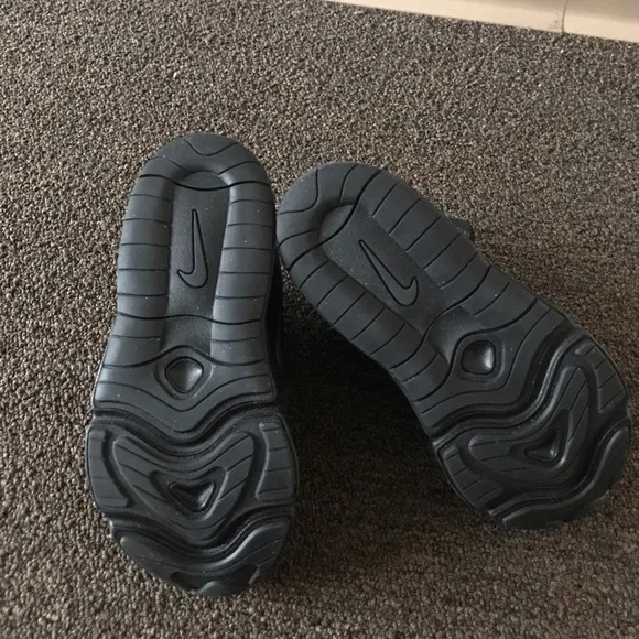 Brand New Air max 200 (Still in box)