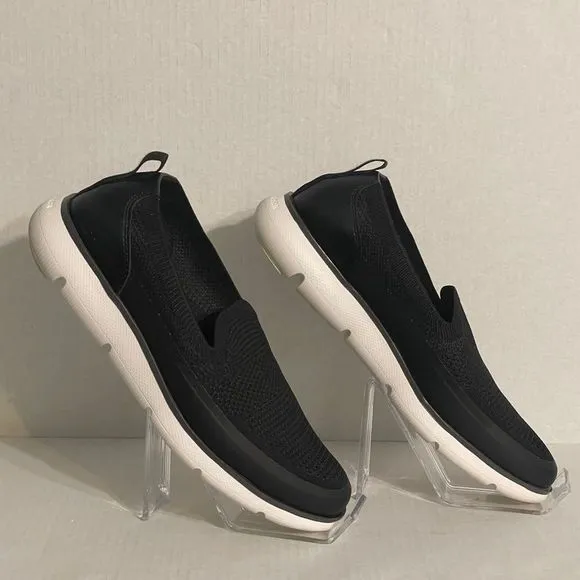 COLE HAAN ZERØGRAND Omni Knit Slip-On Sneaker. Men’s sz 9. Black w/ white soles