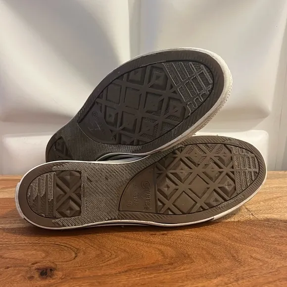 Converse high top killer crocs sneakers