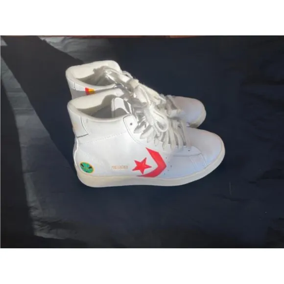 Converse white Roswell rayguns high top sneakers