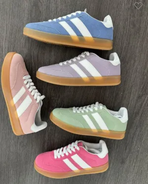 Deer Stripe Color Sneakers