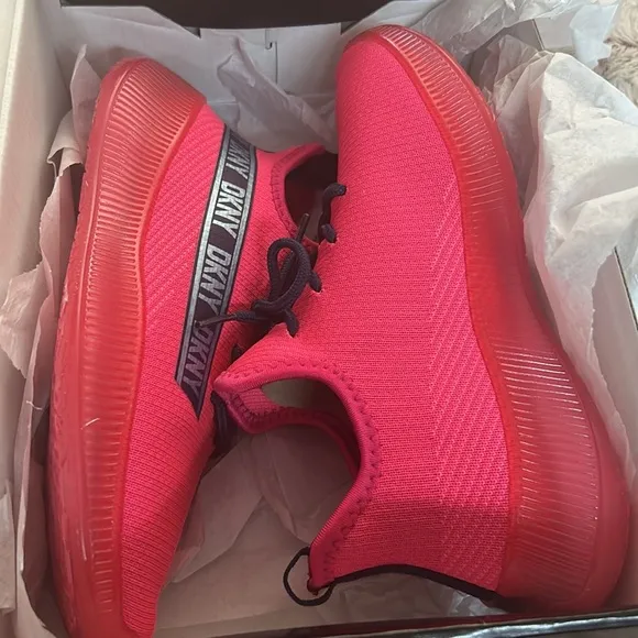 DKNY Hot Pink Girls Sneakers size 4