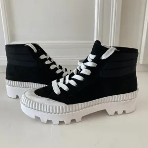 Dolce Vita Anthropologie High Top Black Suede Platform Sneakers Sz 9.5