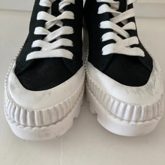 Dolce Vita Anthropologie High Top Black Suede Platform Sneakers Sz 9.5