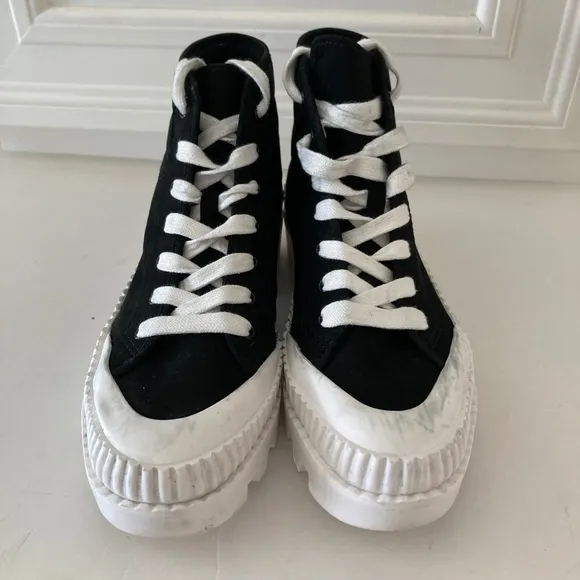 Dolce Vita Anthropologie High Top Black Suede Platform Sneakers Sz 9.5