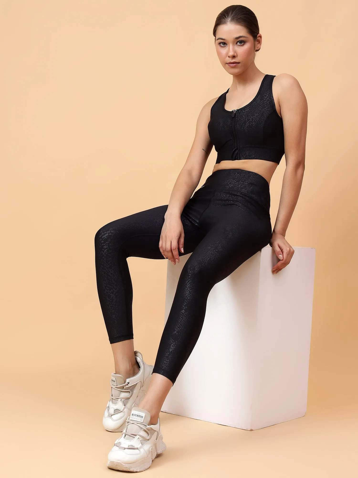 Fitkin Women's Snake Print Front Zipper Sports Bra