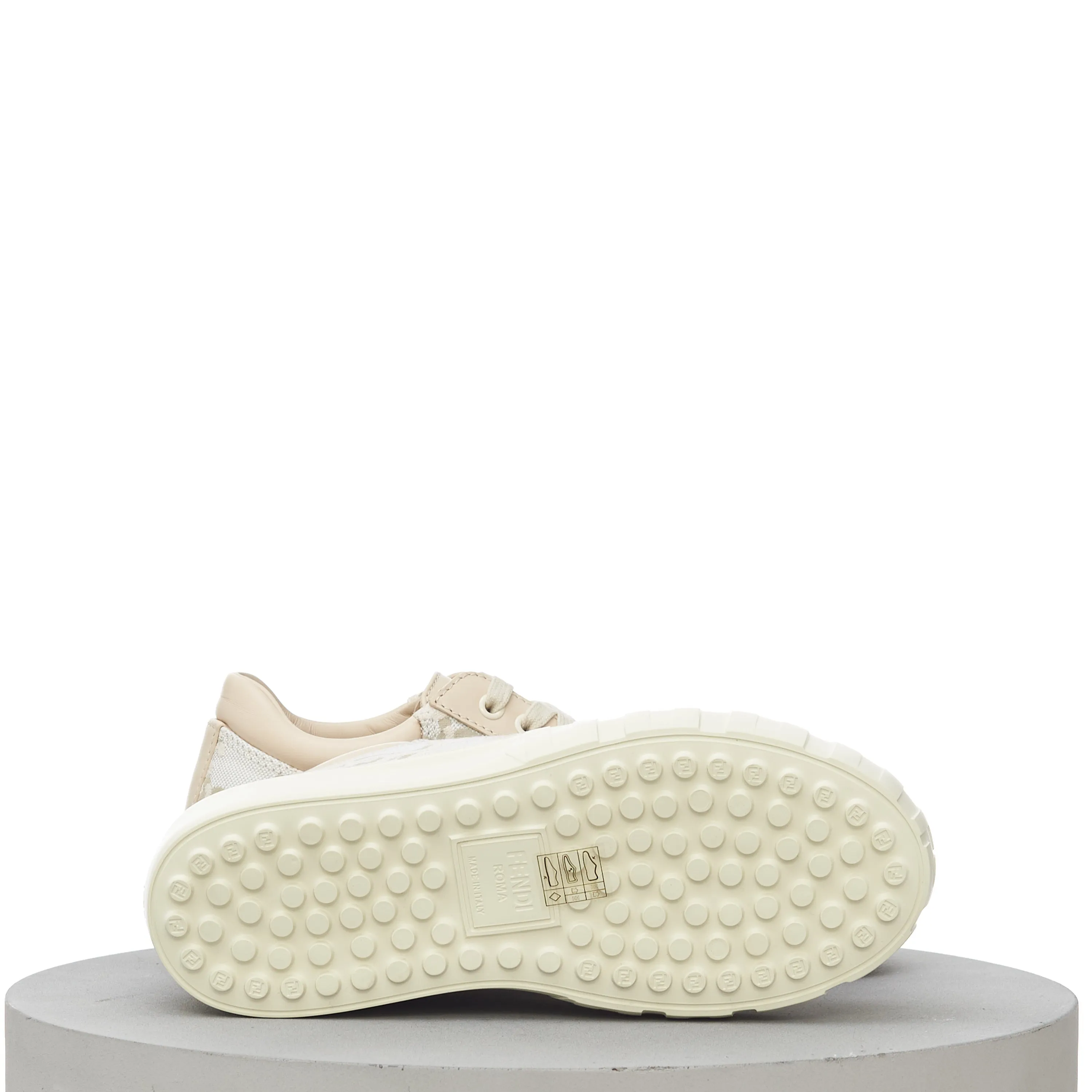 Force FF Karligraphy Motif Low Top Sneakers In Beige & White