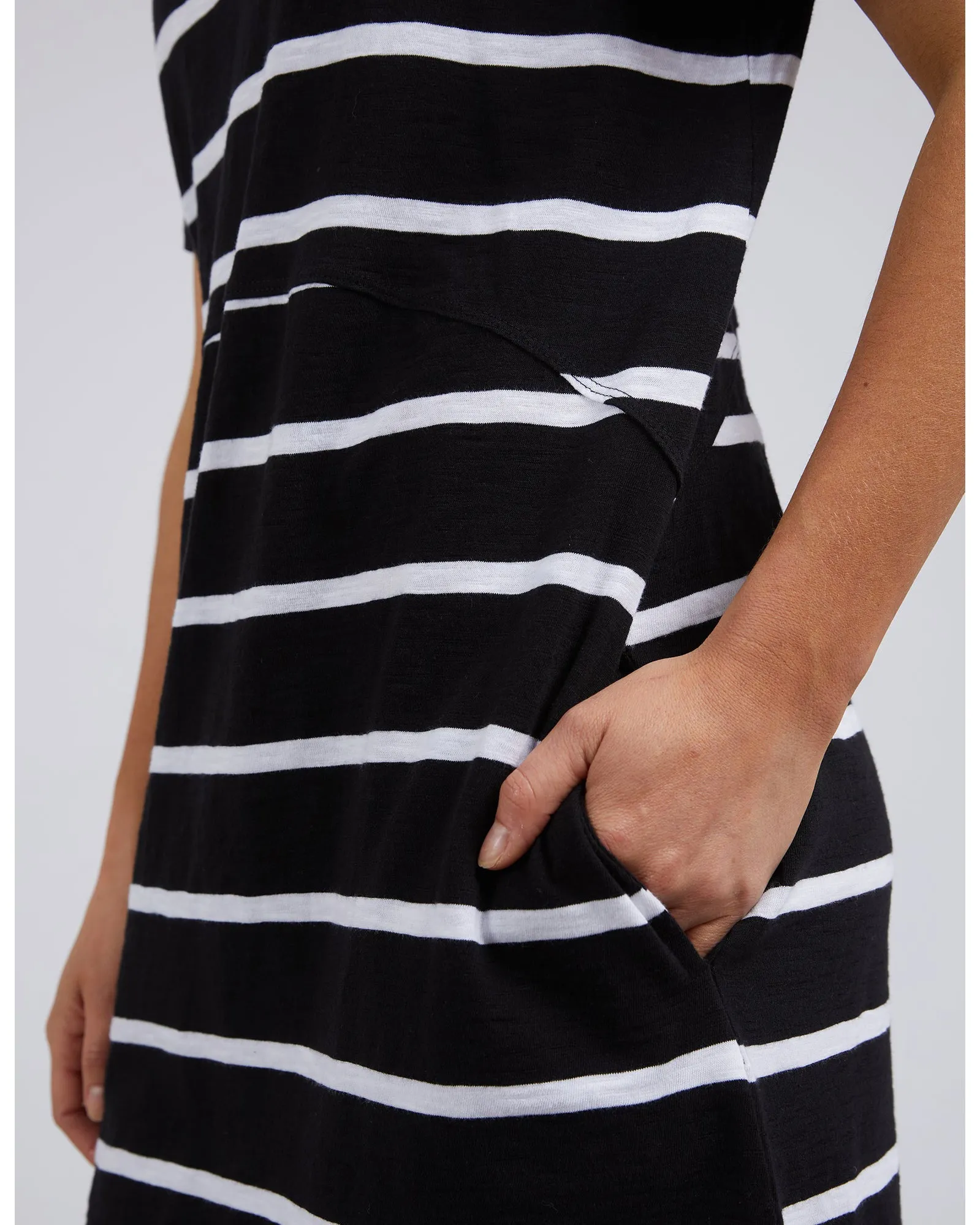 Foxwood Bay Stripe Dress - Black