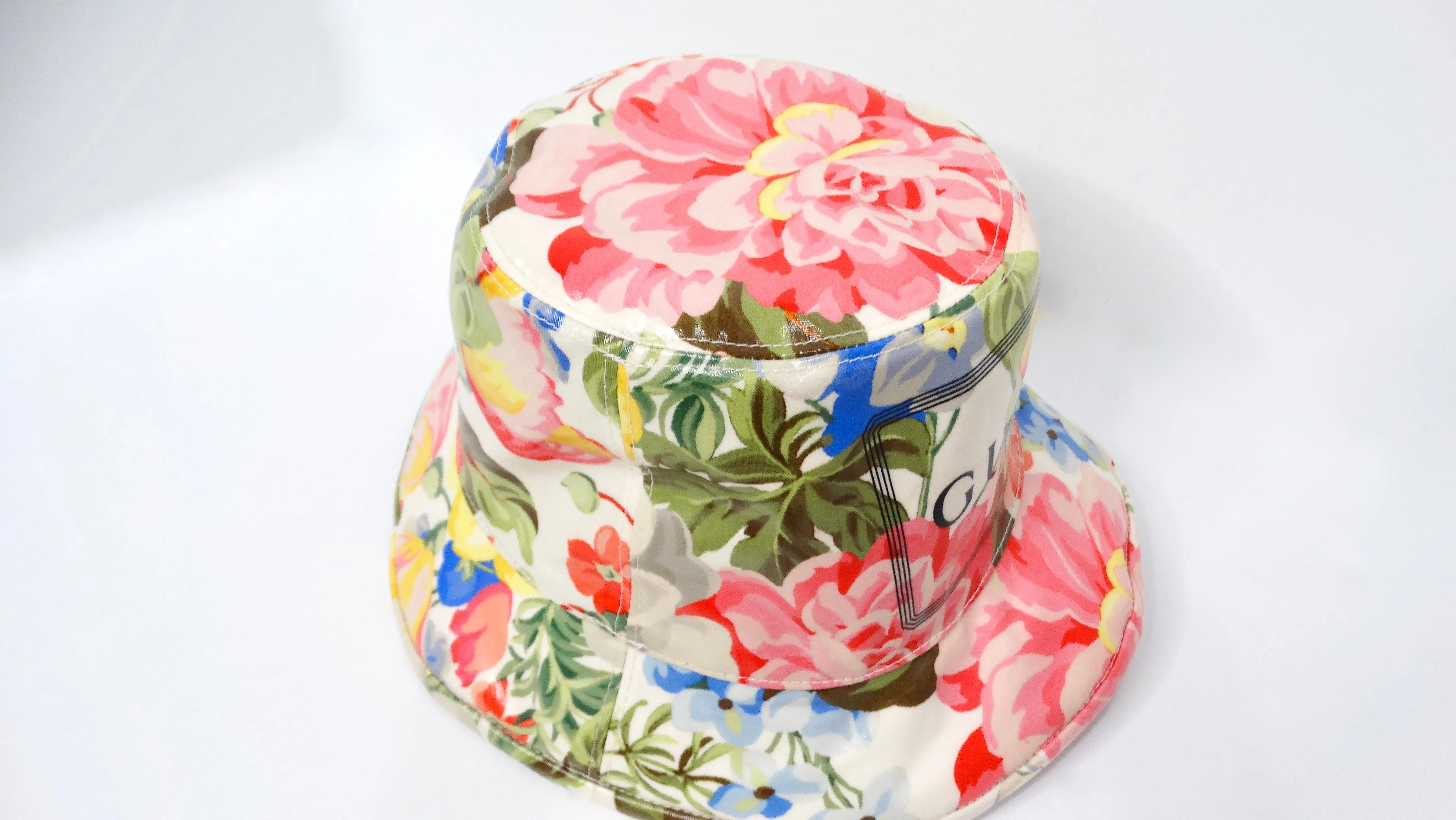 Gucci Floral Print Shiny Coated Cotton Bucket Hat