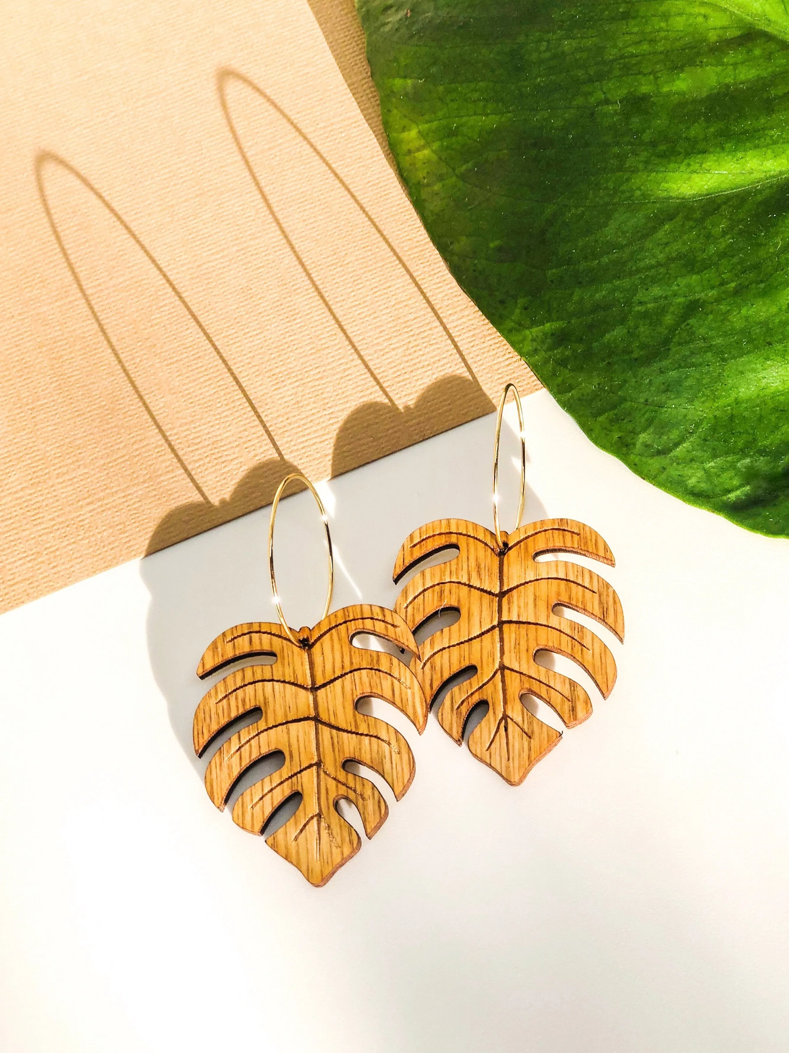 Hawaii Wood Earrings | MONSTERA