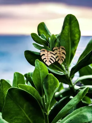 Hawaii Wood Earrings | MONSTERA