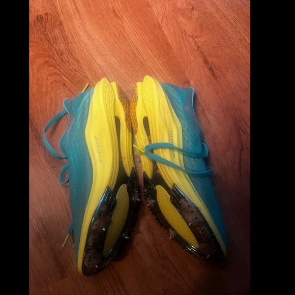 Hoka Cielo x LD shoes 9W/7.5M