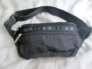 LESPORTSAC Running Bumbag Fanny Pack Waist Belt Travel Fitness Bag BLACK Vegan