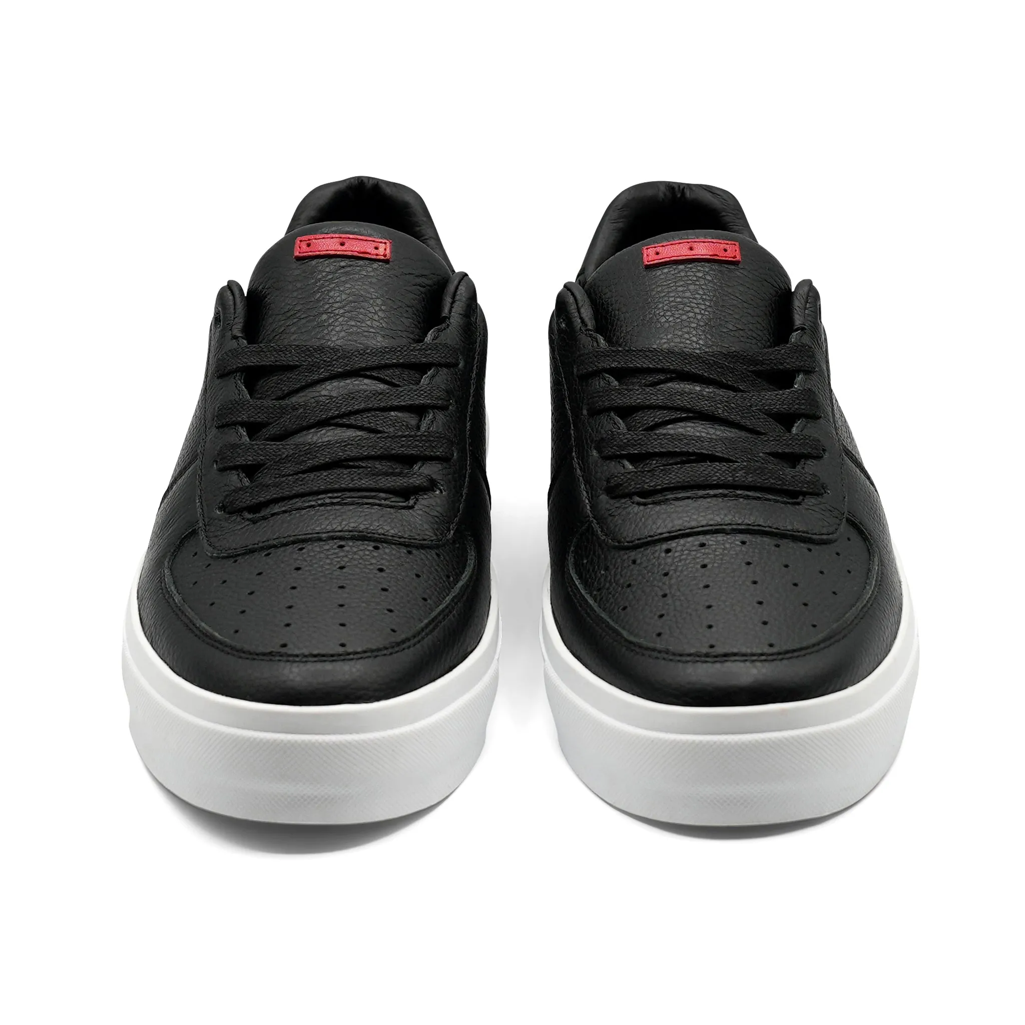 Lomax / Black / White