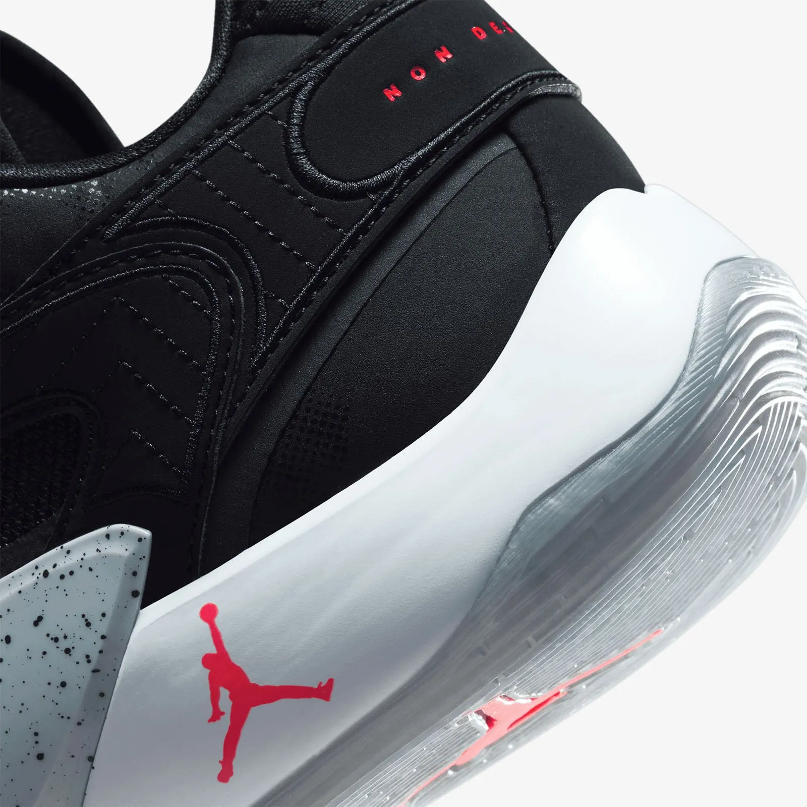 Luka 2 - 'Black Cement'