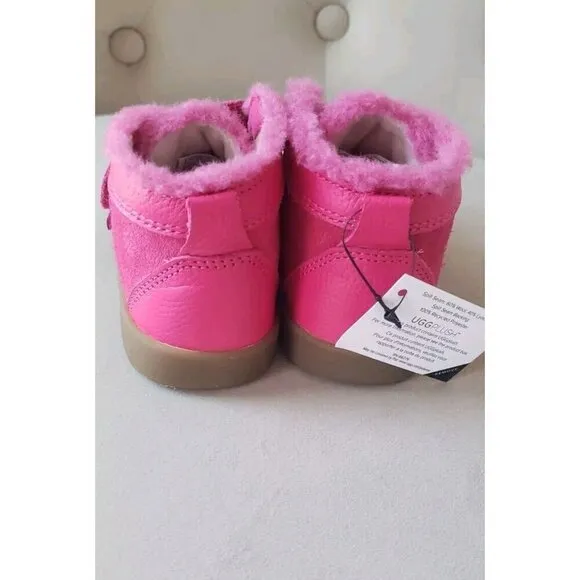 NEW UGG GIRLS RENNON II BERRY SNEAKERS GIFT BOX  SZ 04-05 US /12 -18 MO