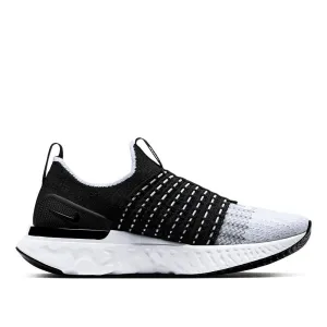 Nike Women's React Phantom Run Flyknit 2 Road Running Shoes