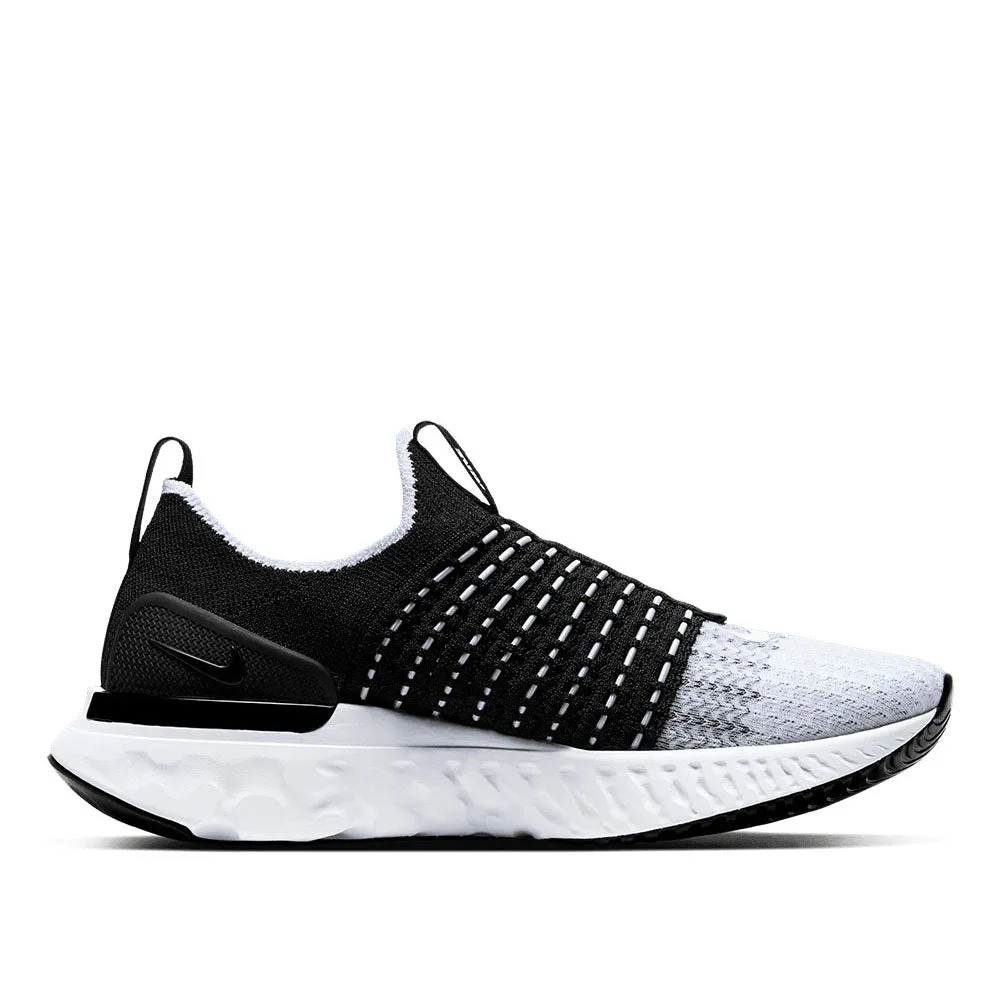 Nike Women's React Phantom Run Flyknit 2 Road Running Shoes