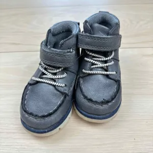 Oshkosh FOOTWEAR