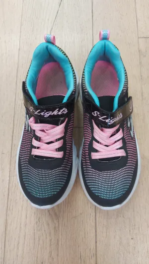 Skecher's shoes