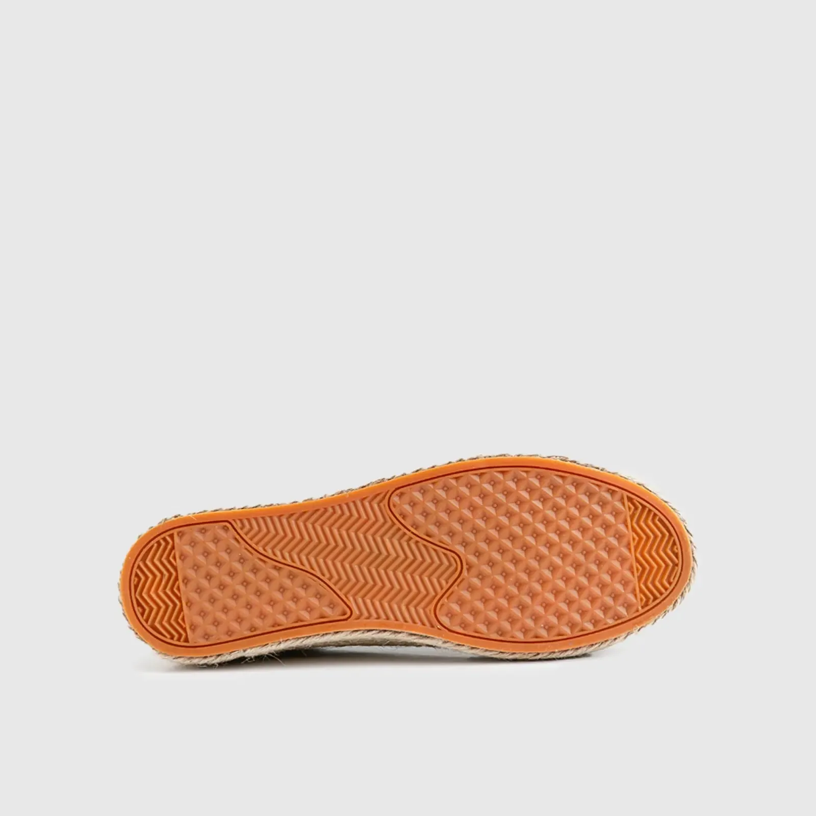 Soft Style Foster Light Gold 01475