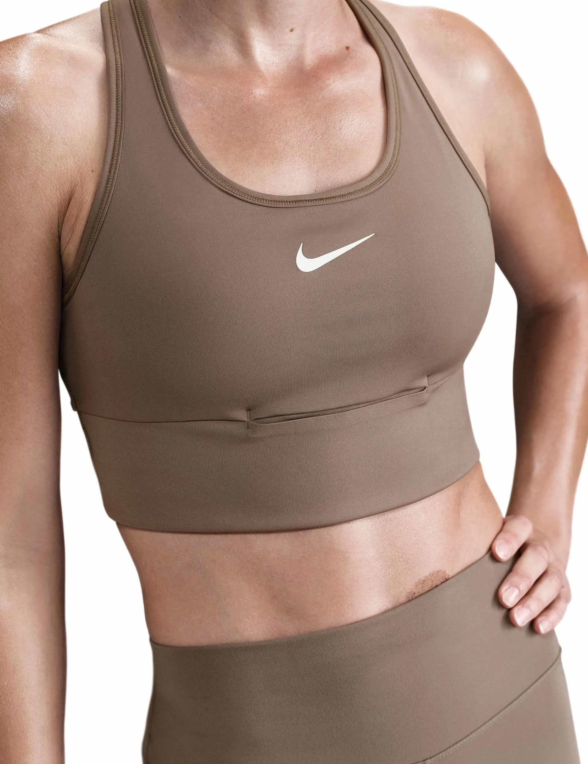 Swoosh Pocket Medium-Support Sports Bra - Mink Brown/White