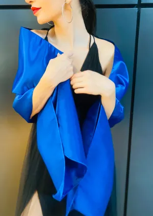 The “Mariana” Sateen Shawl