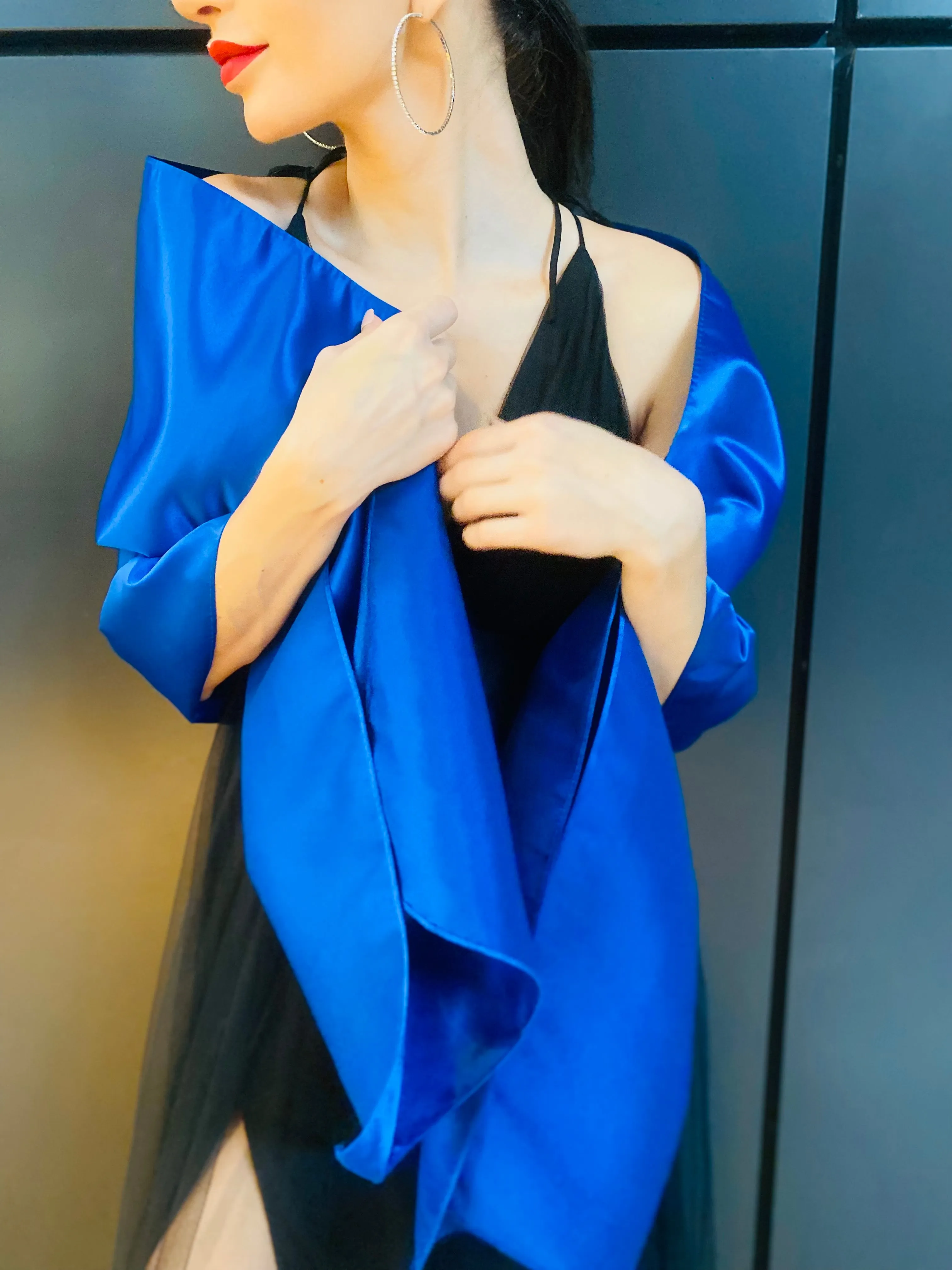 The “Mariana” Sateen Shawl