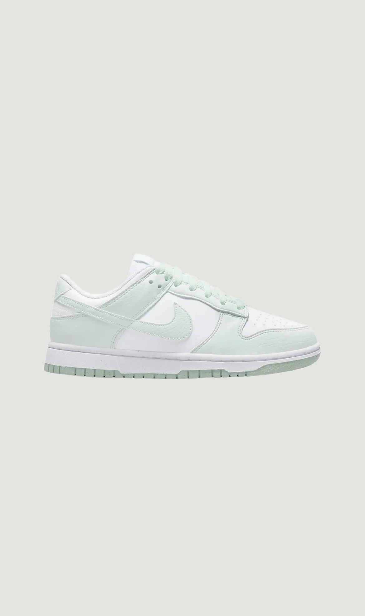 WMNS DUNK LOW NEXT NATURE - WHITE MINT