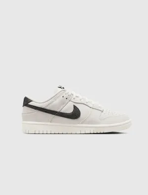 WOMEN'S DUNK LOW "WHITE/BLACK/TEAM RED"